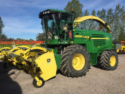 John Deere 7450 ProDrive Forage Harvester